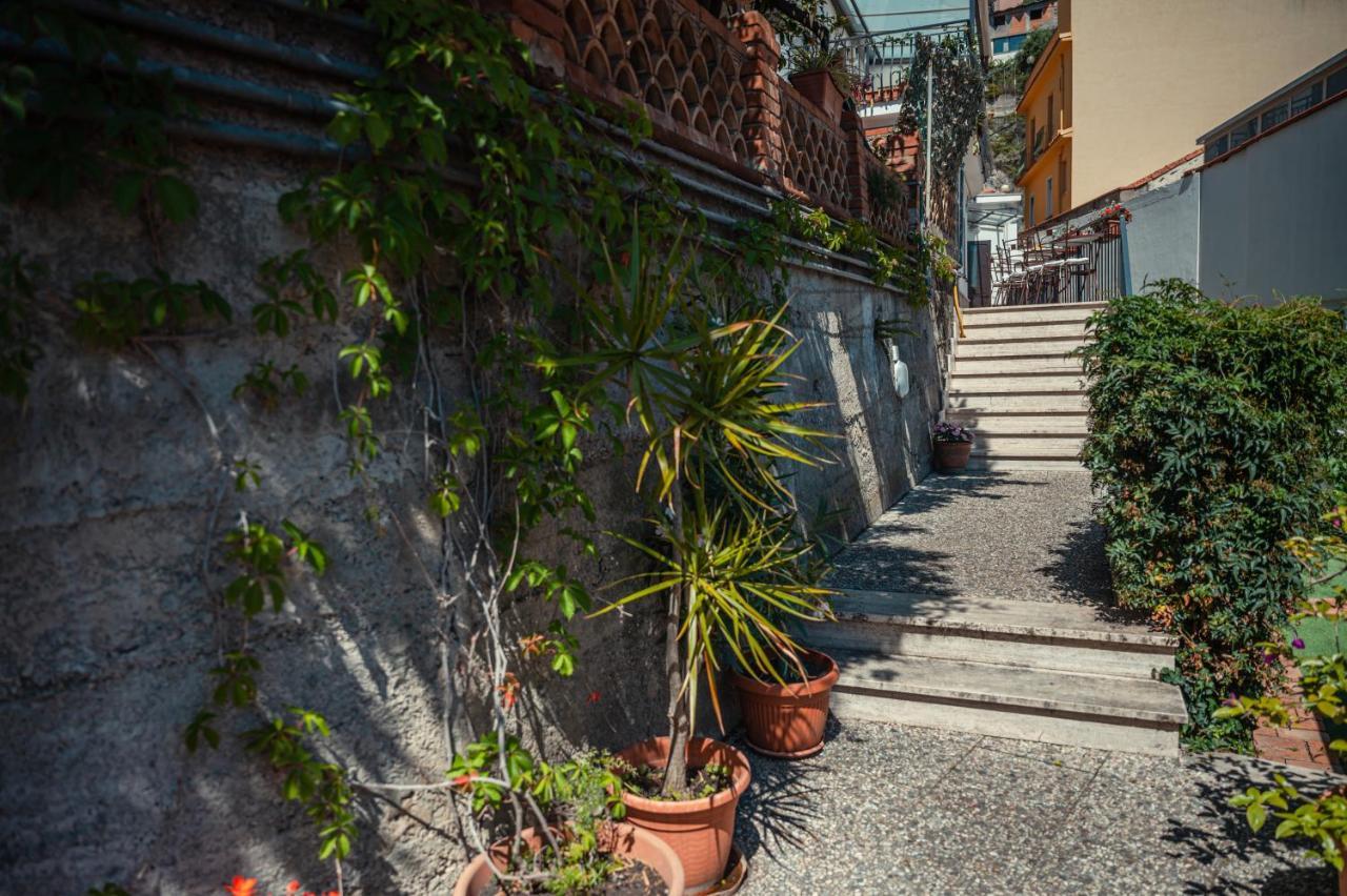 Elegant R&B Floridia Bed & Breakfast Taormina Eksteriør bilde